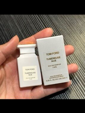 Tom Ford Tubéreuse Nue Eau de Parfum in White